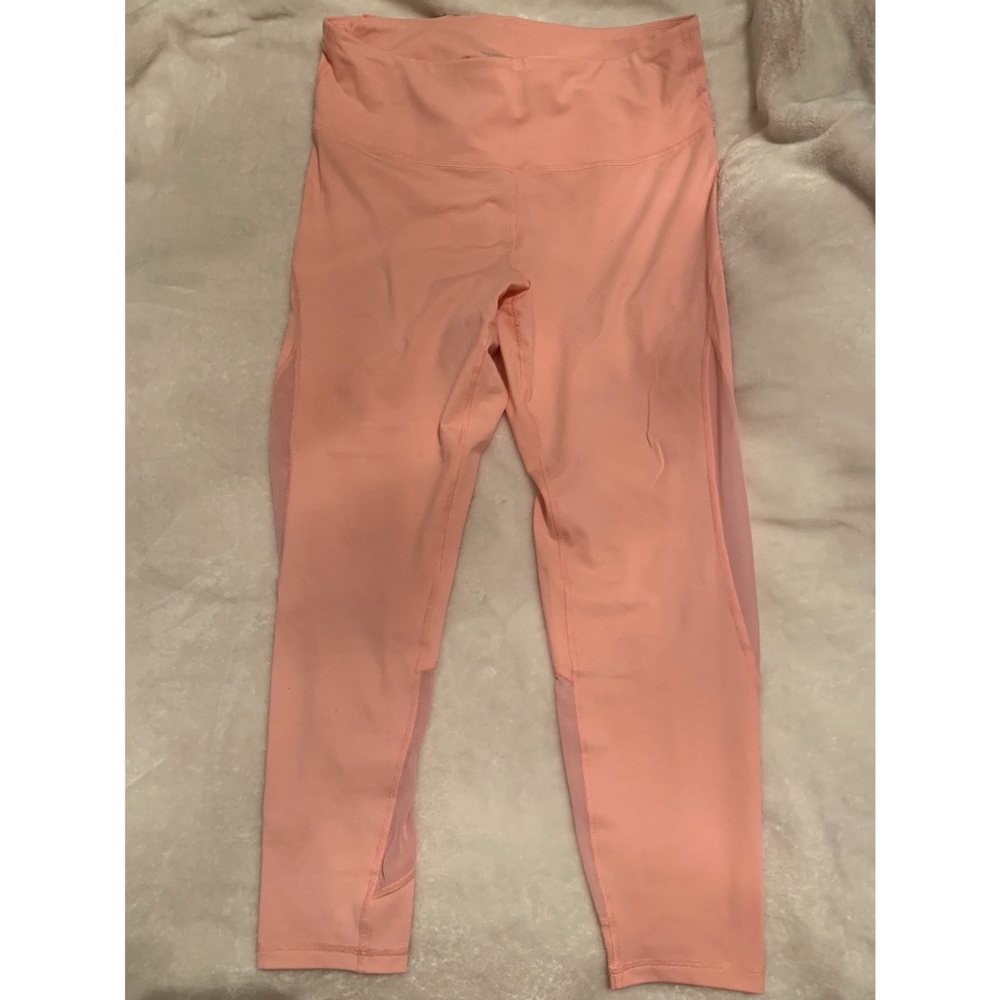 Old Navy High-Waisted Elevate Mesh-Trim Compression Leggings